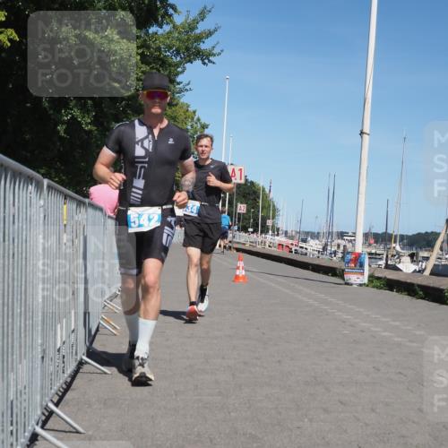 17.08.2025 - KN Förde Triathlon 2025 KatJ http://msf.ph/oto/8609822 17.08.2025 14:01:39 Laufen 534, 542 meine-sportfotos.de