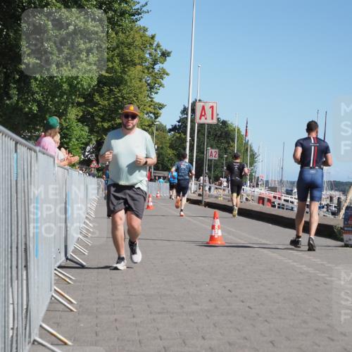 17.08.2025 - KN Förde Triathlon 2025 KatJ http://msf.ph/oto/8609877 17.08.2025 12:04:54 Laufen 613, 618 meine-sportfotos.de