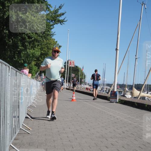 17.08.2025 - KN Förde Triathlon 2025 KatJ http://msf.ph/oto/8609886 17.08.2025 12:04:56 Laufen 612, 613, 618 meine-sportfotos.de