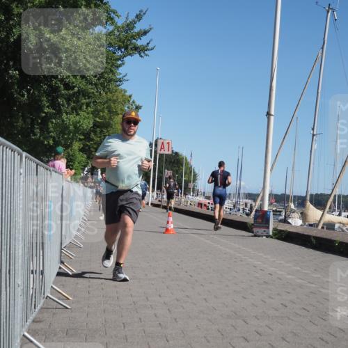 17.08.2025 - KN Förde Triathlon 2025 KatJ http://msf.ph/oto/8609888 17.08.2025 12:04:56 Laufen 612, 613, 618 meine-sportfotos.de