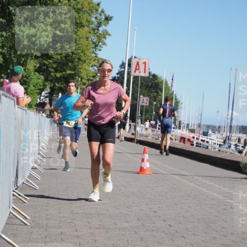 17.08.2025 - KN Förde Triathlon 2025 KatJ http://msf.ph/oto/8609921 17.08.2025 12:05:01 Laufen 297, 612, 613, 618 meine-sportfotos.de