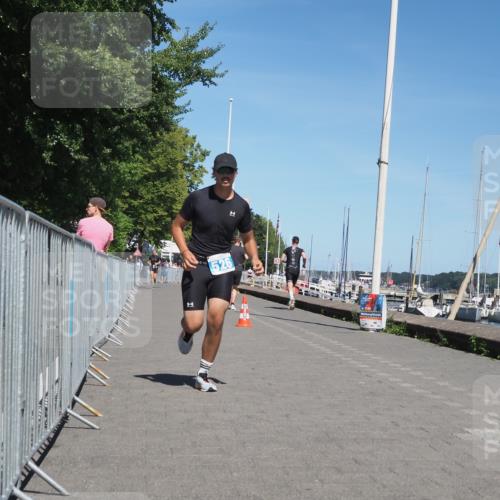 17.08.2025 - KN Förde Triathlon 2025 KatJ http://msf.ph/oto/8609936 17.08.2025 14:01:51 Laufen 526 meine-sportfotos.de