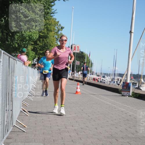 17.08.2025 - KN Förde Triathlon 2025 KatJ http://msf.ph/oto/8609940 17.08.2025 12:05:01 Laufen 297, 612, 613, 618 meine-sportfotos.de