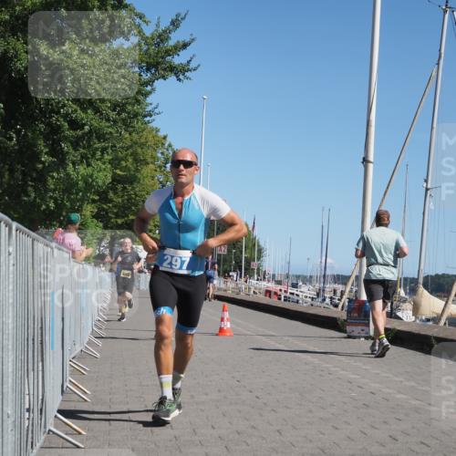 17.08.2025 - KN Förde Triathlon 2025 KatJ http://msf.ph/oto/8610003 17.08.2025 12:05:06 Laufen 297, 374, 609, 612, 616 meine-sportfotos.de