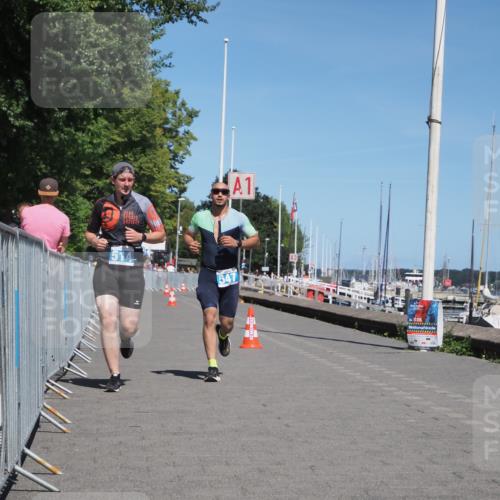 17.08.2025 - KN Förde Triathlon 2025 KatJ http://msf.ph/oto/8610047 17.08.2025 14:02:38 Laufen 514, 547 meine-sportfotos.de