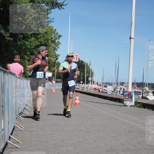 17.08.2025 - KN Förde Triathlon 2025 KatJ http://msf.ph/oto/8610052 17.08.2025 14:02:39 Laufen 514, 547 meine-sportfotos.de