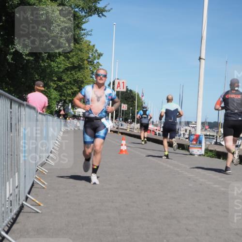 17.08.2025 - KN Förde Triathlon 2025 KatJ http://msf.ph/oto/8610120 17.08.2025 14:02:47 Laufen 539 meine-sportfotos.de