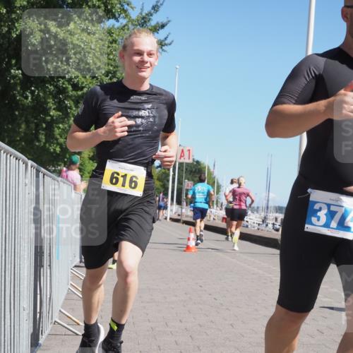 17.08.2025 - KN Förde Triathlon 2025 KatJ http://msf.ph/oto/8610144 17.08.2025 12:05:11 Laufen 348, 374, 609, 616 meine-sportfotos.de