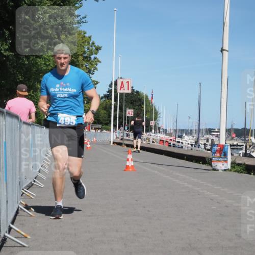 17.08.2025 - KN Förde Triathlon 2025 KatJ http://msf.ph/oto/8610186 17.08.2025 14:03:45 Laufen 495 meine-sportfotos.de