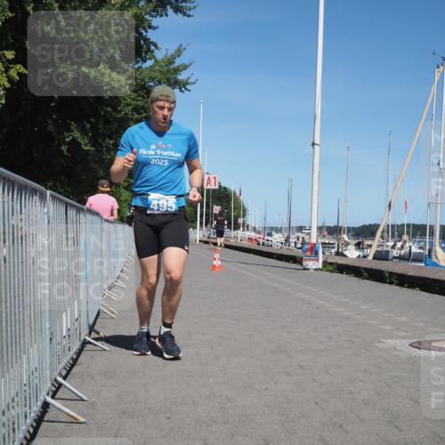 17.08.2025 - KN Förde Triathlon 2025 KatJ http://msf.ph/oto/8610199 17.08.2025 14:03:46 Laufen 495 meine-sportfotos.de