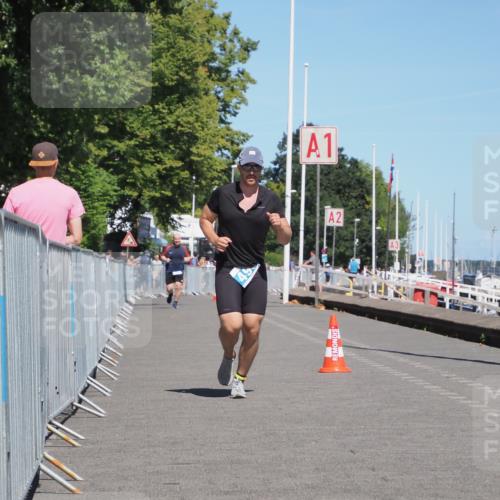 17.08.2025 - KN Förde Triathlon 2025 KatJ http://msf.ph/oto/8610211 17.08.2025 14:04:30 Laufen 496 meine-sportfotos.de