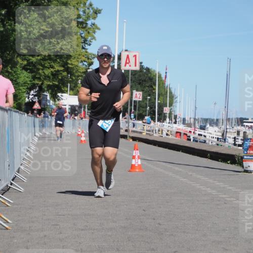 17.08.2025 - KN Förde Triathlon 2025 KatJ http://msf.ph/oto/8610220 17.08.2025 14:04:31 Laufen 496 meine-sportfotos.de