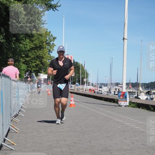 17.08.2025 - KN Förde Triathlon 2025 KatJ http://msf.ph/oto/8610235 17.08.2025 14:04:32 Laufen 496 meine-sportfotos.de
