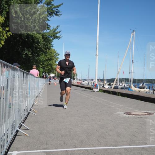 17.08.2025 - KN Förde Triathlon 2025 KatJ http://msf.ph/oto/8610250 17.08.2025 14:04:33 Laufen 496 meine-sportfotos.de