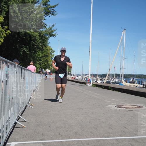 17.08.2025 - KN Förde Triathlon 2025 KatJ http://msf.ph/oto/8610253 17.08.2025 14:04:33 Laufen 496 meine-sportfotos.de