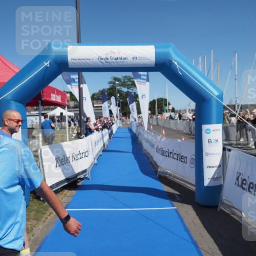 17.08.2025 - KN Förde Triathlon 2025 MichiJ http://msf.ph/oto/8610593 17.08.2025 12:47:56 Laufen 365 meine-sportfotos.de