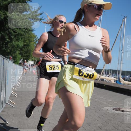 17.08.2025 - KN Förde Triathlon 2025 KatJ http://msf.ph/oto/8610640 17.08.2025 12:06:39 Laufen 356, 358, 625, 630 meine-sportfotos.de