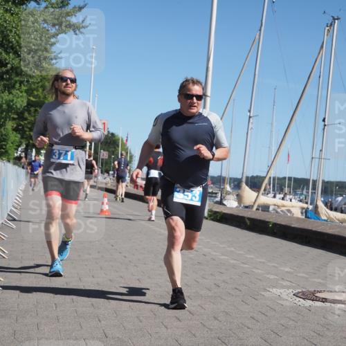 17.08.2025 - KN Förde Triathlon 2025 KatJ http://msf.ph/oto/8610769 17.08.2025 12:06:50 Laufen 353, 371, 610 meine-sportfotos.de