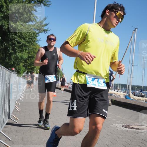 17.08.2025 - KN Förde Triathlon 2025 KatJ http://msf.ph/oto/8610924 17.08.2025 12:07:49 Laufen 279, 368, 385 meine-sportfotos.de