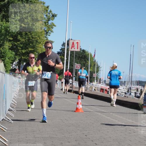 17.08.2025 - KN Förde Triathlon 2025 KatJ http://msf.ph/oto/8611032 17.08.2025 12:08:56 Laufen 320, 324 meine-sportfotos.de