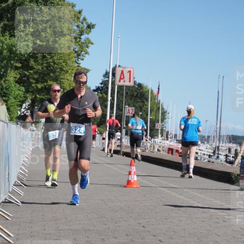 17.08.2025 - KN Förde Triathlon 2025 KatJ http://msf.ph/oto/8611033 17.08.2025 12:08:56 Laufen 320, 324 meine-sportfotos.de