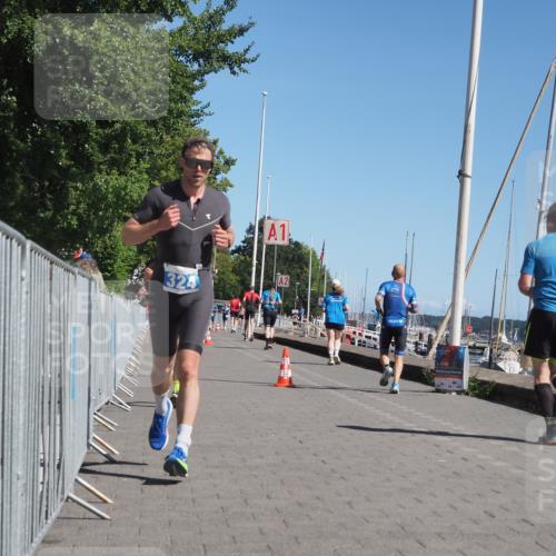 17.08.2025 - KN Förde Triathlon 2025 KatJ http://msf.ph/oto/8611040 17.08.2025 12:08:58 Laufen 320, 324 meine-sportfotos.de
