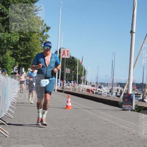 17.08.2025 - KN Förde Triathlon 2025 KatJ http://msf.ph/oto/8611063 17.08.2025 12:09:23 Laufen 285, 304 meine-sportfotos.de