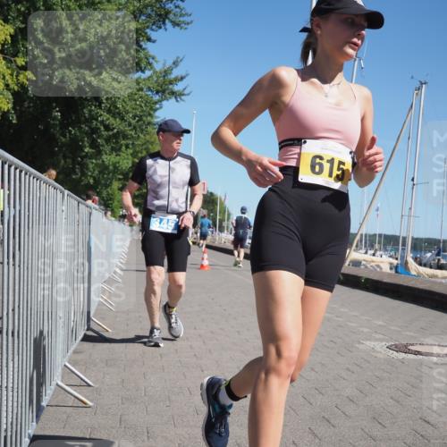 17.08.2025 - KN Förde Triathlon 2025 KatJ http://msf.ph/oto/8611108 17.08.2025 12:09:40 Laufen 345, 349, 615 meine-sportfotos.de