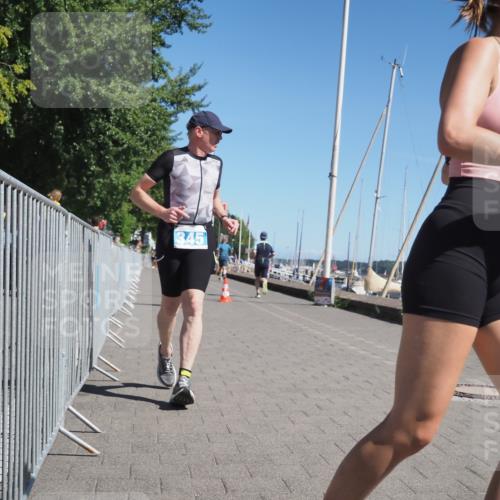 17.08.2025 - KN Förde Triathlon 2025 KatJ http://msf.ph/oto/8611110 17.08.2025 12:09:40 Laufen 345, 349, 615 meine-sportfotos.de