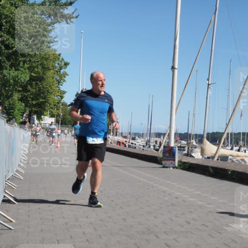 17.08.2025 - KN Förde Triathlon 2025 KatJ http://msf.ph/oto/8611120 17.08.2025 12:09:43 Laufen 345, 349 meine-sportfotos.de