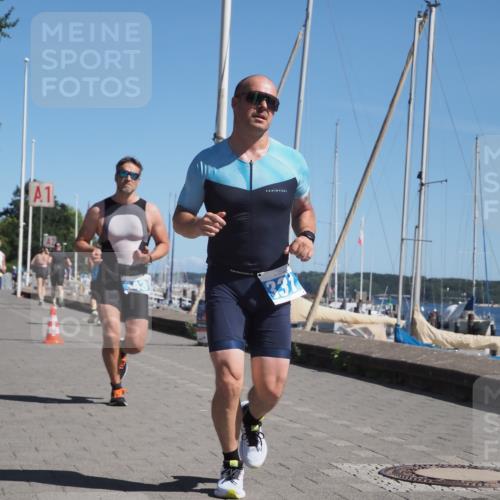 17.08.2025 - KN Förde Triathlon 2025 KatJ http://msf.ph/oto/8611160 17.08.2025 12:09:58 Laufen 331, 343, 390, 620, 629 meine-sportfotos.de