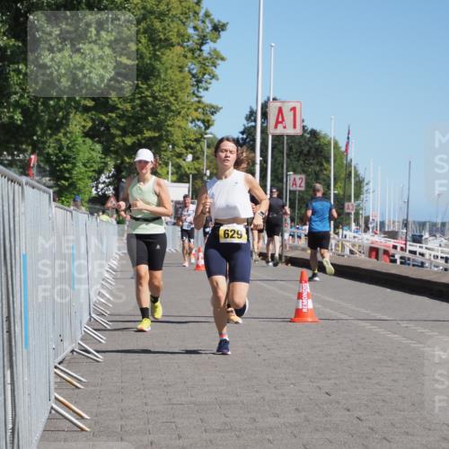 17.08.2025 - KN Förde Triathlon 2025 KatJ http://msf.ph/oto/8611168 17.08.2025 12:10:01 Laufen 331, 343, 390, 620, 629 meine-sportfotos.de