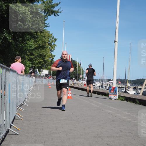 17.08.2025 - KN Förde Triathlon 2025 KatJ http://msf.ph/oto/8611174 17.08.2025 14:04:45 Laufen 410 meine-sportfotos.de