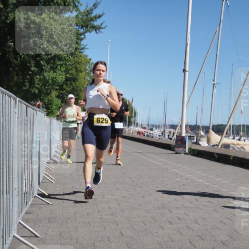 17.08.2025 - KN Förde Triathlon 2025 KatJ http://msf.ph/oto/8611182 17.08.2025 12:10:03 Laufen 390, 620, 629 meine-sportfotos.de