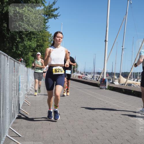 17.08.2025 - KN Förde Triathlon 2025 KatJ http://msf.ph/oto/8611187 17.08.2025 12:10:03 Laufen 390, 620, 629 meine-sportfotos.de
