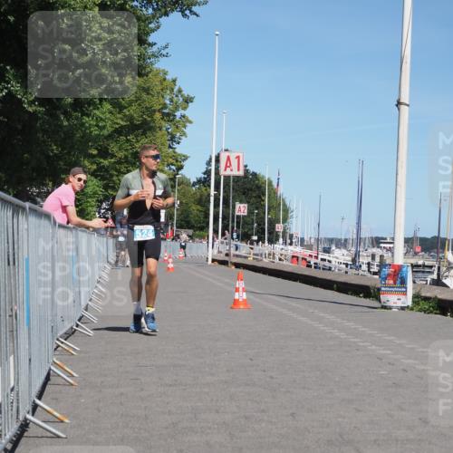 17.08.2025 - KN Förde Triathlon 2025 KatJ http://msf.ph/oto/8611225 17.08.2025 14:05:24 Laufen 524 meine-sportfotos.de