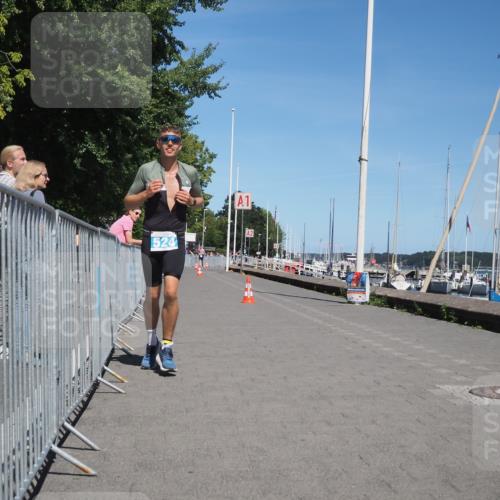 17.08.2025 - KN Förde Triathlon 2025 KatJ http://msf.ph/oto/8611242 17.08.2025 14:05:26 Laufen 524 meine-sportfotos.de