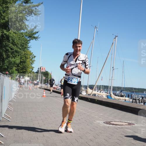 17.08.2025 - KN Förde Triathlon 2025 KatJ http://msf.ph/oto/8611267 17.08.2025 12:10:17 Laufen 299, 326, 631 meine-sportfotos.de