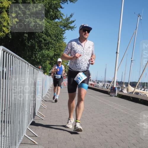 17.08.2025 - KN Förde Triathlon 2025 KatJ http://msf.ph/oto/8611314 17.08.2025 12:10:31 Laufen 318, 373, 375 meine-sportfotos.de
