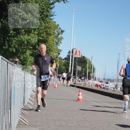 17.08.2025 - KN Förde Triathlon 2025 KatJ http://msf.ph/oto/8611386 17.08.2025 12:10:40 Laufen 344, 632 meine-sportfotos.de
