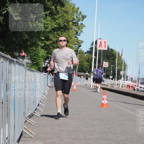 17.08.2025 - KN Förde Triathlon 2025 KatJ http://msf.ph/oto/8611390 17.08.2025 14:05:59 Laufen 426, 540 meine-sportfotos.de