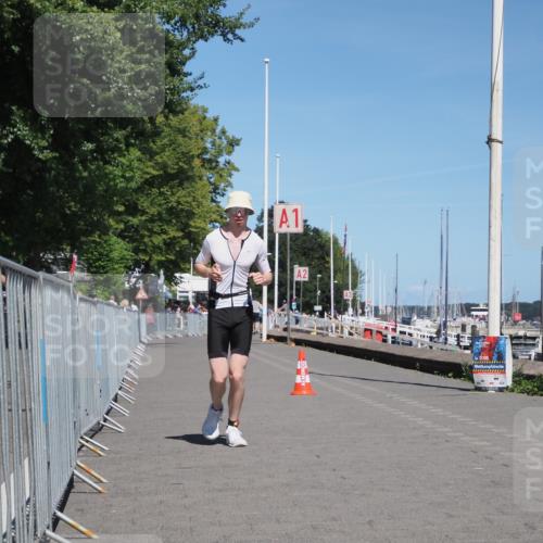 17.08.2025 - KN Förde Triathlon 2025 KatJ http://msf.ph/oto/8611433 17.08.2025 14:06:39 Laufen 510 meine-sportfotos.de