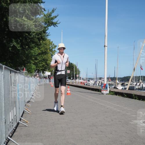 17.08.2025 - KN Förde Triathlon 2025 KatJ http://msf.ph/oto/8611442 17.08.2025 14:06:41 Laufen 510 meine-sportfotos.de