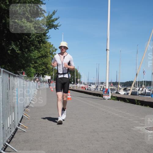 17.08.2025 - KN Förde Triathlon 2025 KatJ http://msf.ph/oto/8611447 17.08.2025 14:06:41 Laufen 510 meine-sportfotos.de