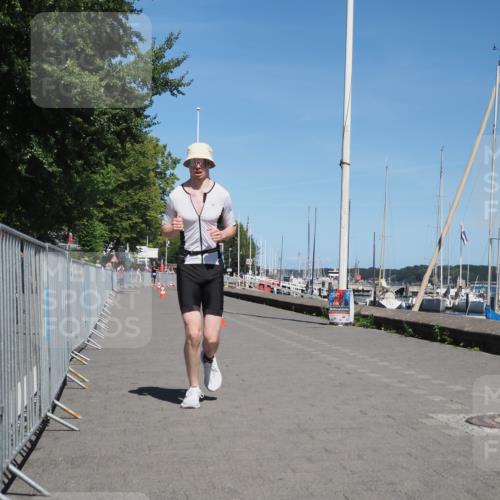 17.08.2025 - KN Förde Triathlon 2025 KatJ http://msf.ph/oto/8611449 17.08.2025 14:06:41 Laufen 510 meine-sportfotos.de