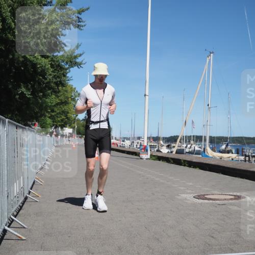 17.08.2025 - KN Förde Triathlon 2025 KatJ http://msf.ph/oto/8611460 17.08.2025 14:06:42 Laufen 510 meine-sportfotos.de