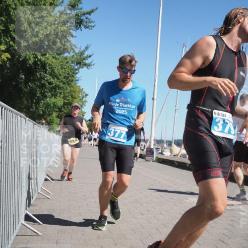17.08.2025 - KN Förde Triathlon 2025 KatJ http://msf.ph/oto/8611499 17.08.2025 12:10:53 Laufen 377, 379, 602, 614 meine-sportfotos.de