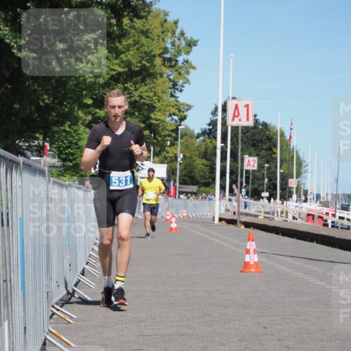 17.08.2025 - KN Förde Triathlon 2025 KatJ http://msf.ph/oto/8611527 17.08.2025 14:08:34 Laufen 523, 531 meine-sportfotos.de