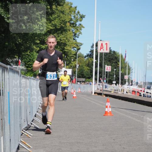 17.08.2025 - KN Förde Triathlon 2025 KatJ http://msf.ph/oto/8611529 17.08.2025 14:08:34 Laufen 523, 531 meine-sportfotos.de
