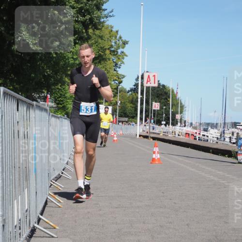 17.08.2025 - KN Förde Triathlon 2025 KatJ http://msf.ph/oto/8611543 17.08.2025 14:08:35 Laufen 523, 531 meine-sportfotos.de